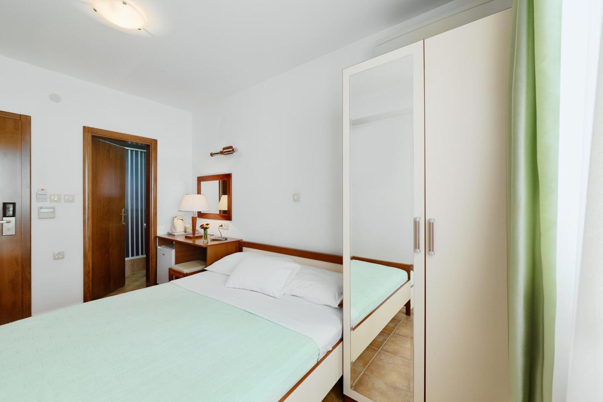 Apartments Ivona Budva Room photo